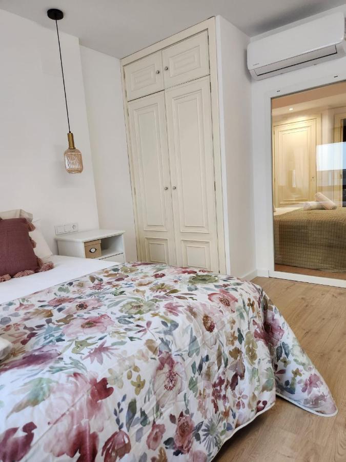 Florit Flats - The Apolo Apartment Valencia Exterior photo